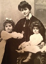 Alma Mahler (née Schindler) with her 2 daughters by Gustav Mahler